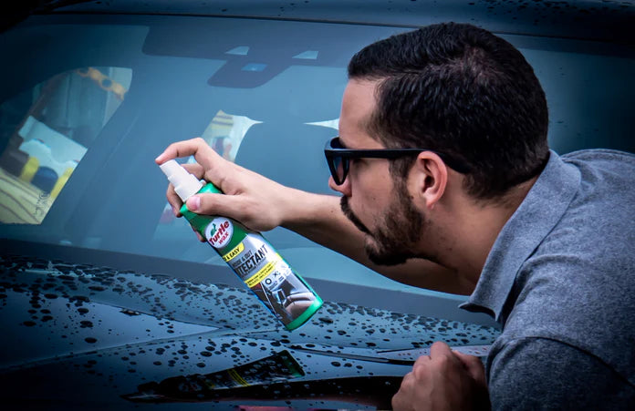 Turtle Wax - Quick & Easy Inside & Out Protectant - 307 ML